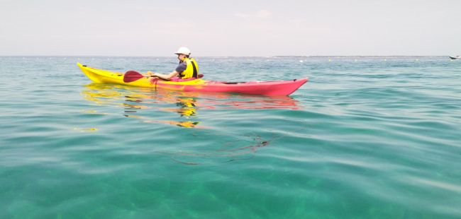  LOCATION | Kayak solo